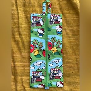 BAGGU X SANRIO Hello Kitty Large 3D Zipper Bag NWOT